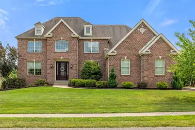 124 Majestic Dr, Cranberry Township, PA 16046 - Photo 1