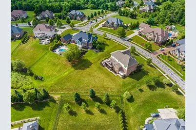124 Majestic Dr, Cranberry Township, PA 16046 - Photo 26