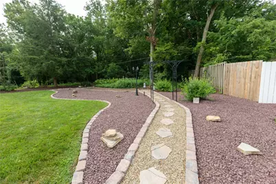 175 Ellsworth St, California, PA 15419 - Photo 36