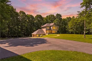 389 Stepping Stone Rd, Somerset Township, PA 15501 - Photo 2