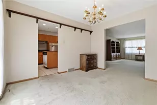 38 Jefferson Ave, Monessen, PA 15062 - Photo 12