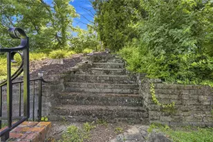 38 Jefferson Ave, Monessen, PA 15062 - Photo 18