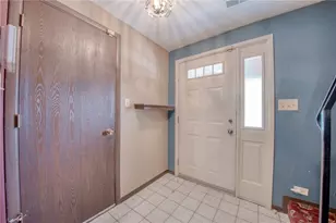 246 Timber Dr, Trafford, PA 15085 - Photo 4
