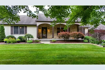 40 Forest Glen Dr, Pine Township, PA 16127 - Photo 2