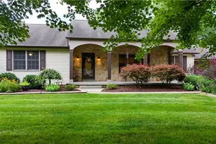 40 Forest Glen Dr, Pine Township, PA 16127 - Photo 2