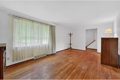 2975 Leechburg Rd, Pittsburgh, PA 15239 - Photo 6