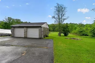 2975 Leechburg Rd, Pittsburgh, PA 15239 - Photo 18