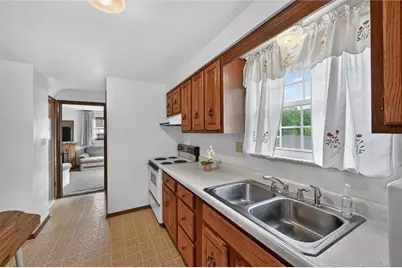 2975 Leechburg Rd, Pittsburgh, PA 15239 - Photo 4