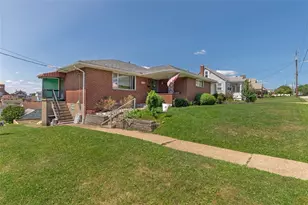 1522 Oak St, Greensburg, PA 15601 - Photo 2