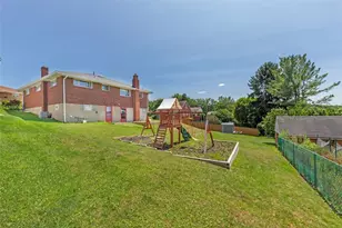 1522 Oak St, Greensburg, PA 15601 - Photo 30