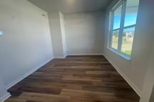 124 Heim Ct, Pittsburgh, PA 15116 - Photo 2