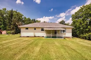 2488 Banks School Rd, Hampton, PA 15044 - Photo 4