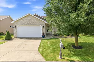 673 Chesapeake Ct, Hermitage, PA 16148 - Photo 1
