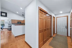 673 Chesapeake Ct, Hermitage, PA 16148 - Photo 24