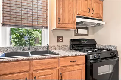 1329 Anderson Rd, Pittsburgh, PA 15209 - Photo 12