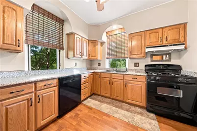 1329 Anderson Rd, Pittsburgh, PA 15209 - Photo 12