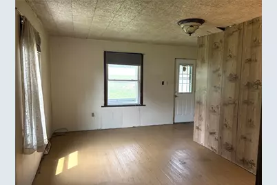 1303 1st Ave, Koppel, PA 16136 - Photo 6