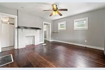 9 1/2 Spring St, Etna, PA 15223 - Photo 2
