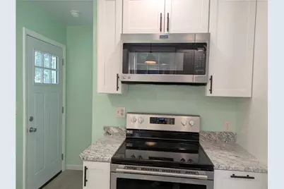 910 Burton, Youngwood, PA 15697 - Photo 20