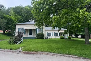 805 Harbor St, New Castle, PA 16101 - Photo 1