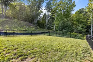 113 Hemingway Ln, Kennedy Township, PA 15108 - Photo 24