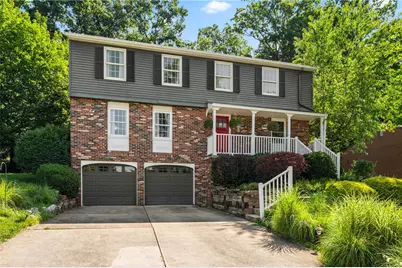 1628 Harvest Hill Dr, Pittsburgh, PA 15239 - Photo 1