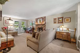 1628 Harvest Hill Dr, Pittsburgh, PA 15239 - Photo 6