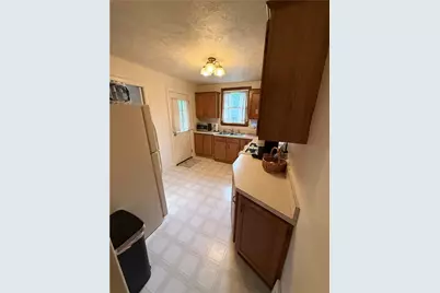 3941 New Castle Rd, Shenango Township, PA 16143 - Photo 8