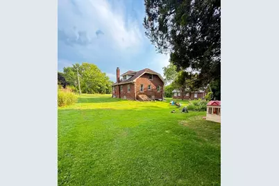 3941 New Castle Rd, Shenango Township, PA 16143 - Photo 4