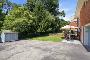 135 Gilmore Dr, Wilkins Township, PA 15235 - Photo 36