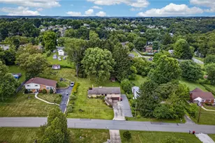 11 Ellen Dr, Robinson Twp, PA 15136 - Photo 32