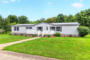 218 Florence Dr, Menallen Township, PA 15401 - Photo 1