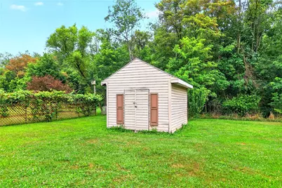 218 Florence Dr, Menallen Township, PA 15401 - Photo 14