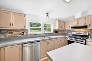 218 Florence Dr, Menallen Township, PA 15401 - Photo 18