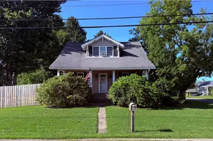 656 Browns Ferry Rd, Carmichaels-Cumberland, PA 15320 - Photo 1
