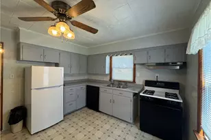 1334 Locust St, Indiana Boro, PA 15701 - Photo 2