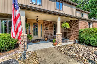 651 Buckingham Drive, Hempfield Township, PA 15601 - Photo 4
