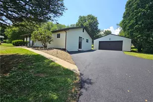 113 Muldoon Rd, Franklin Township, PA 16001 - Photo 8