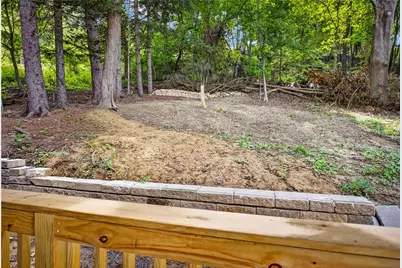 112 Locust St, Aliquippa, PA 15001 - Photo 36