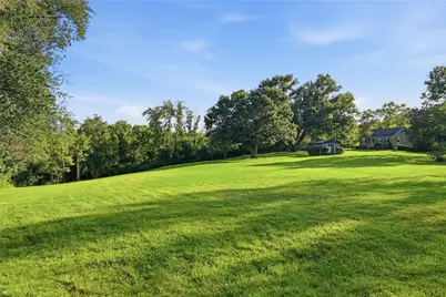 634 Old Morganza Rd, Cecil, PA 15317 - Photo 12
