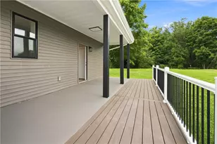 1076 Chapel Rd, Center Township, PA 15061 - Photo 44