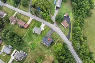 1076 Chapel Rd, Center Township, PA 15061 - Photo 46