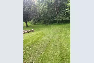 212 Pierce Rd, Lincoln Boro, PA 15037 - Photo 12