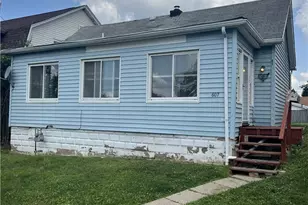 607 Kaye Ave, Monaca, PA 15061 - Photo 1