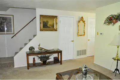 953 Academy Heights Drive, Hempfield Township, PA 15601 - Photo 10