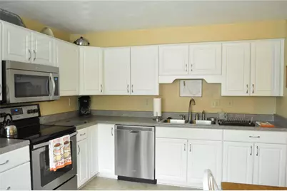 953 Academy Heights Drive, Hempfield Township, PA 15601 - Photo 4