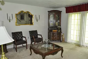 953 Academy Heights Dr, Hempfield Township, PA 15601 - Photo 8