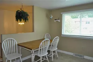 953 Academy Heights Dr, Hempfield Township, PA 15601 - Photo 6