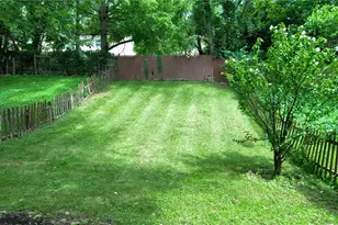 953 Academy Heights Dr, Hempfield Township, PA 15601 - Photo 20