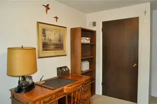 953 Academy Heights Dr, Hempfield Township, PA 15601 - Photo 16